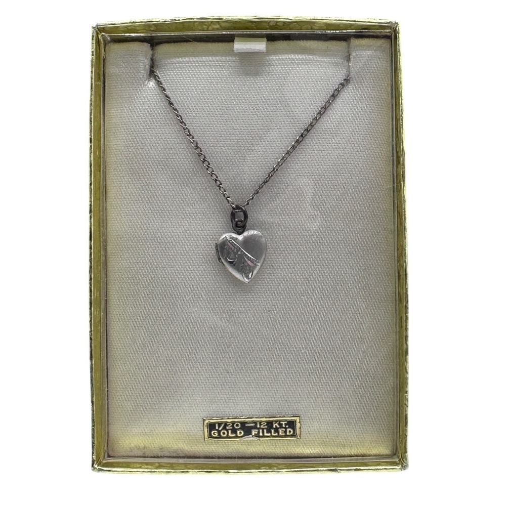 Vintage Heart Locket Necklace 1/20 12K‎ Gold Filled Floral Engraved 9"